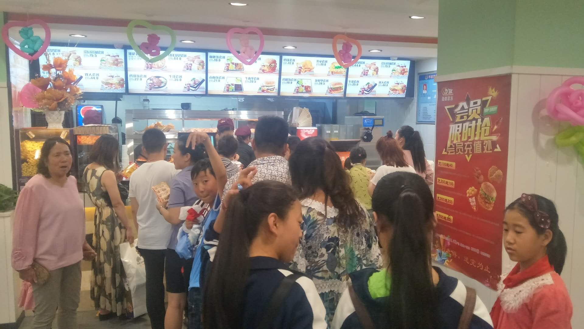 迈德思客北关十字店和甘肃华亭店开业