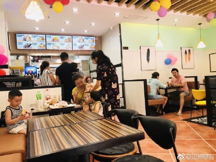 迈德思客西式快餐加盟详情